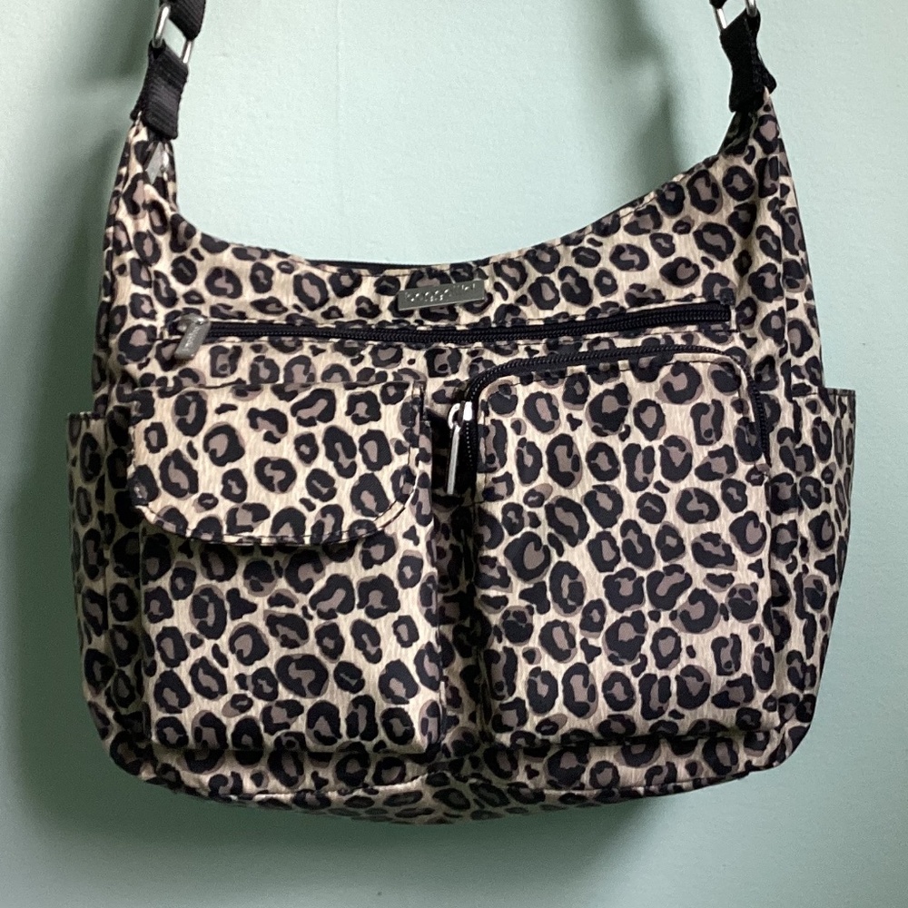 Baggallini Leopard Cheetah Print Crossbody Bag